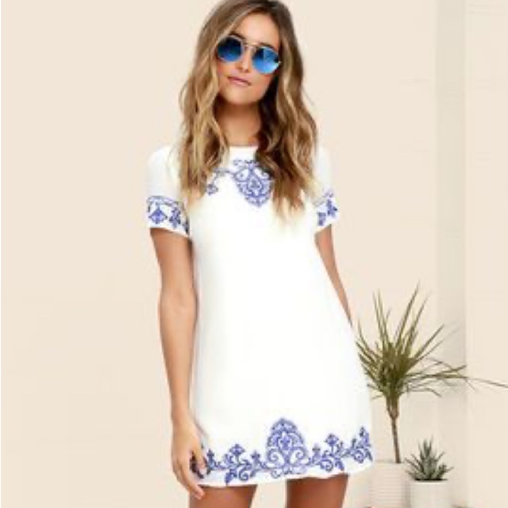 Lulu's Elegant White Dress with Navy Highlights